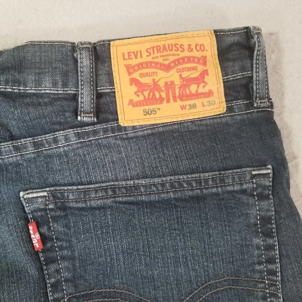 Levis good used